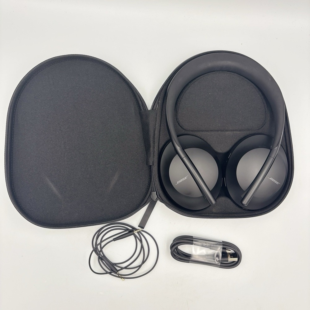Bose Noise Cancelling 700 Bluetooth Wireless Over-Ear Headphones Black